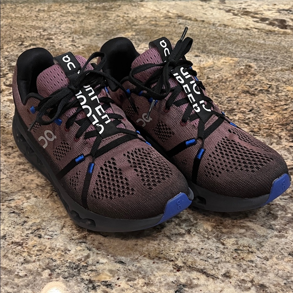On Running Cloudsurfer running shoes size 9.5